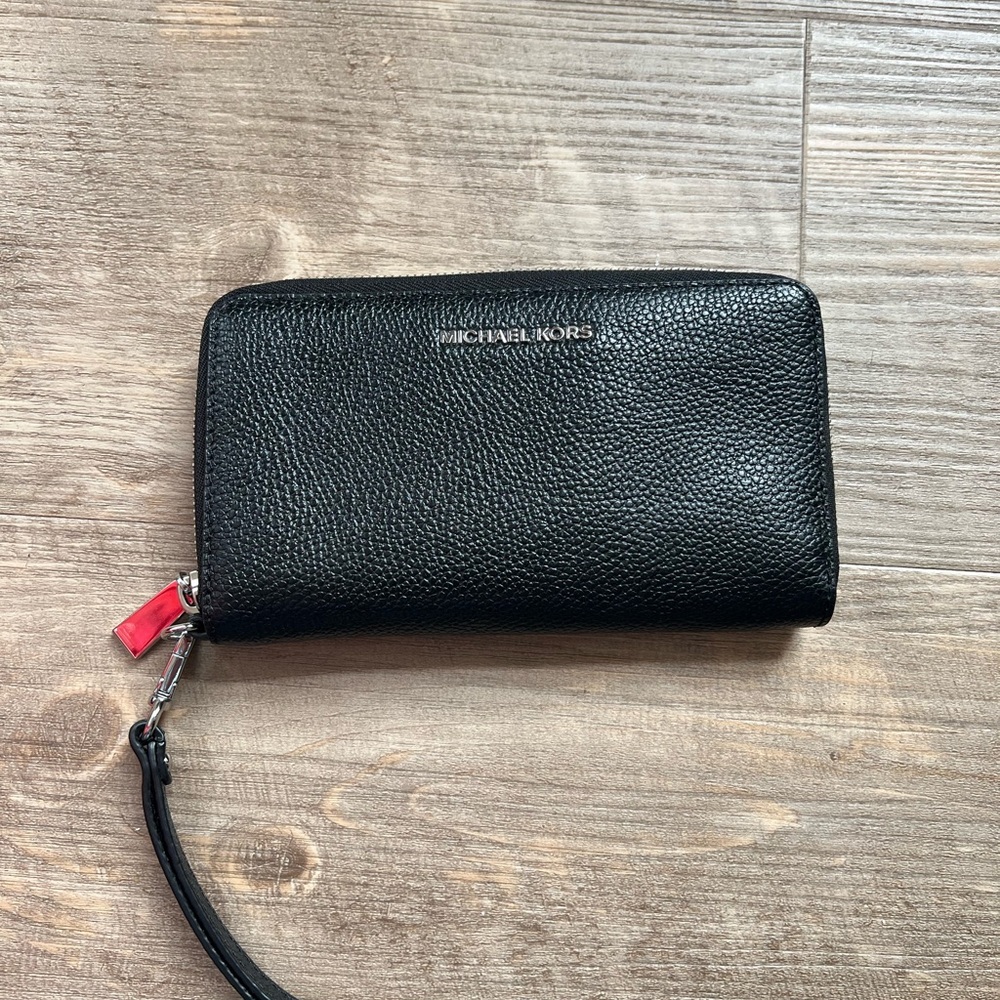Michael Kors Black Wristlet Wallet